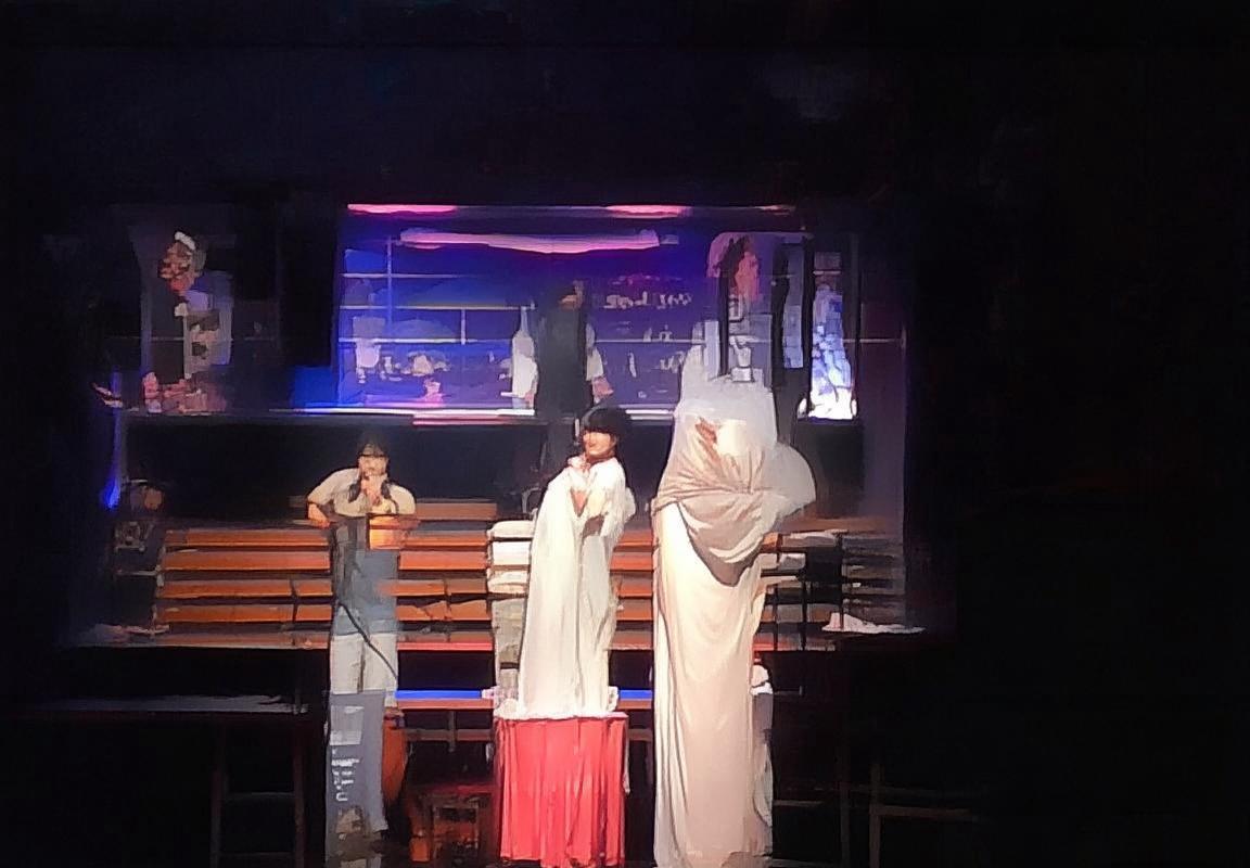 巴萨VS利物浦：激情对决与战术交锋回顾(图2)